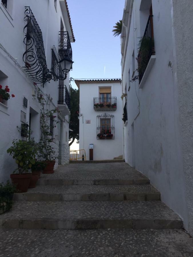 Altea, Callejeando Por Su Casco Antiguo. Extérieur photo